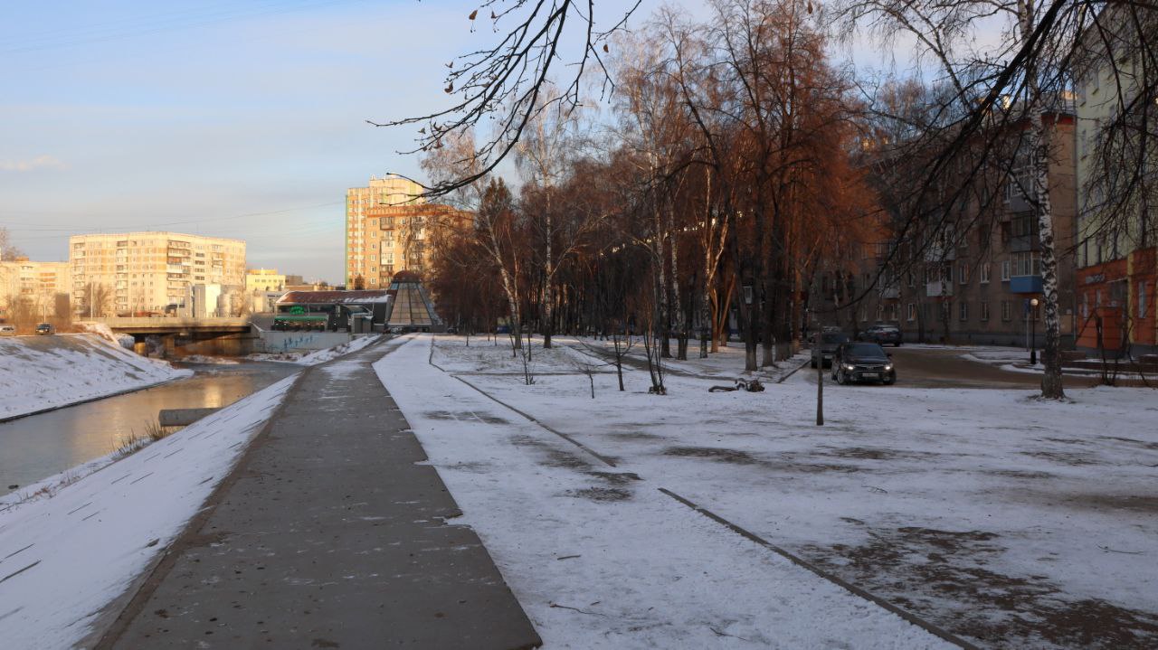 В Центральном районе Новокузнецка появился сквер Кузбасских медиков