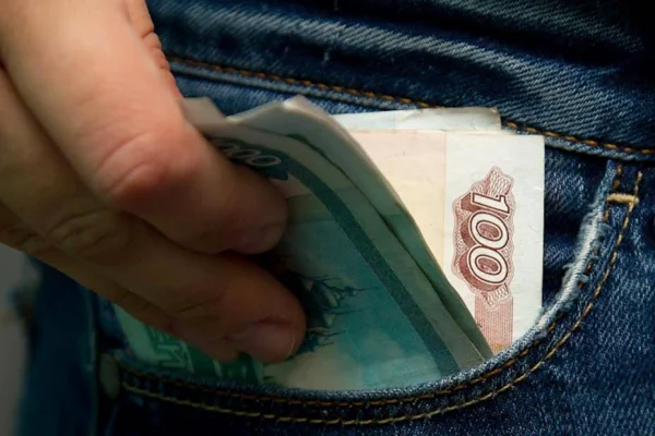 В Госдуме поддержали проект об увеличении МРОТ