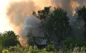 Площадь пожара в Геленджике увеличилась с 1,5 до 15 гектаров. Тушение осложняет сильный ветер