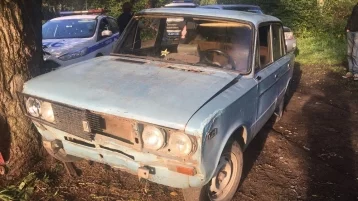 Фото: В Кузбассе водитель ВАЗа насмерть сбил пешехода и попытался спрятать машину в лесу 1