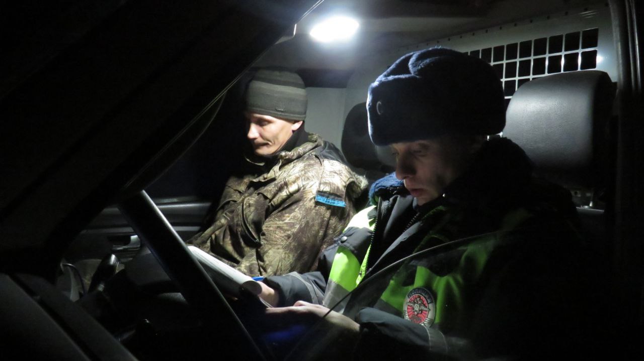 13 нарушителей выявили сотрудники ГИБДД в Кузбассе в ходе рейда 