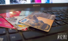 В России с декабря могут заработать лимиты на число банковских карт