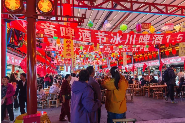 Смотрят на Восток: жители Кузбасса заинтересовались изучением китайского языка