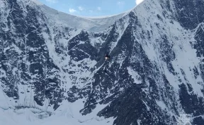 На Алтае спасли туриста-одиночку, застрявшего на высоте 4 000 метров 