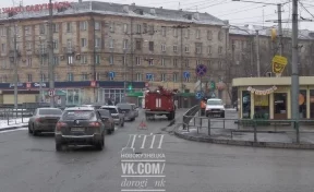 В Новокузнецке произошло ДТП с участием пожарной машины