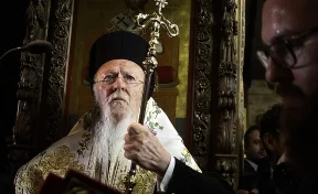 Варфоломей пригрозил лишить титула митрополита Киевского и всея Украины Онуфрия