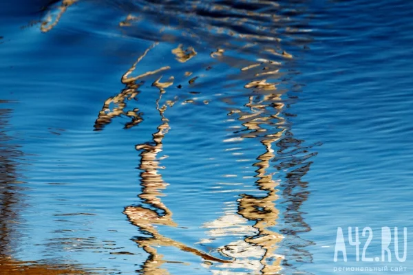 Во Вьетнаме 20 российских туристов застряли на мосту из-за разлива реки