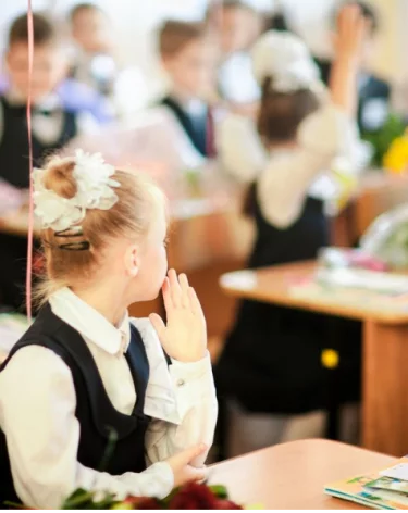 В Кемерове 11-летняя девочка после звонка мошенников ушла ночью из дома искать банкомат