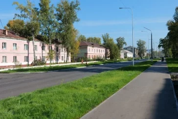 Фото: Власти: в Кемерове ремонт Инициативной улицы вошёл в финальную фазу 5