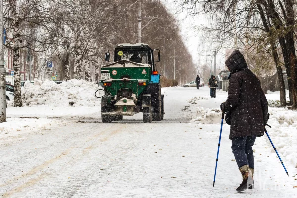Илья Середюк отреагировал на жалобы кузбассовцев на плохую уборку снега