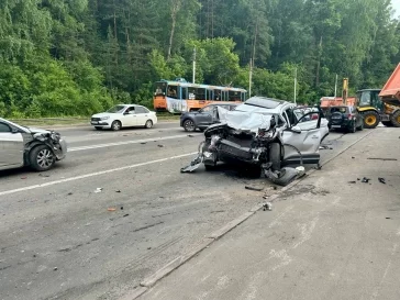 Фото: Прокуратура Кузбасса: в массовом ДТП на Логовом шоссе в Кемерове пострадал подросток 3