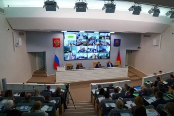 Фото: Илья Середюк поручил муниципалитетам Кузбасса покупать товары в колониях 1
