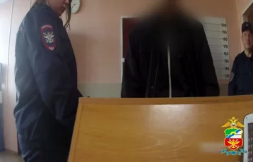 Фото: Кузбассовец попытался дать взятку полицейскому и был взят с поличным 1