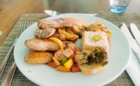 Девочка-подросток пыталась убить свою семью едой с крысиным ядом