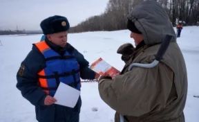 В Кузбассе насчитывается 24 потенциально опасных места на льду