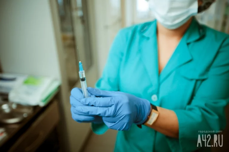 Фото: Девочек в Кузбассе защитят от рака с помощью прививок: чем опасен ВПЧ 1