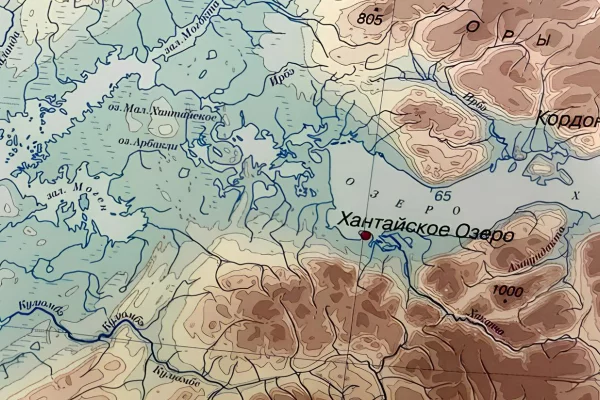 На озере Хантайское в Красноярском крае пропали 4 человека на моторной лодке