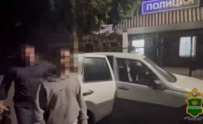 Житель Калужской области поджёг паспорт и выбросил его из окна