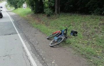 Фото: В Кузбассе водитель «семёрки» сбил велосипедиста и сбежал 1