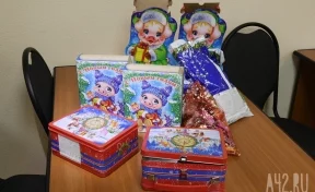 Специалисты Кемеровского ЦСМ проверили качество сладких новогодних подарков
