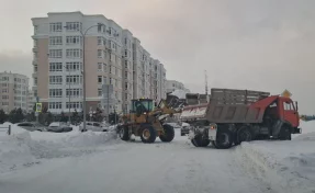 За сутки с улиц Кемерова вывезли 18 тысяч кубометров снега