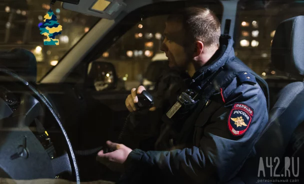 В Новокузнецке мужчина украл драгоценности у возлюбленной