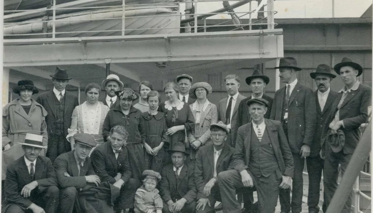 Колонисты на палубе