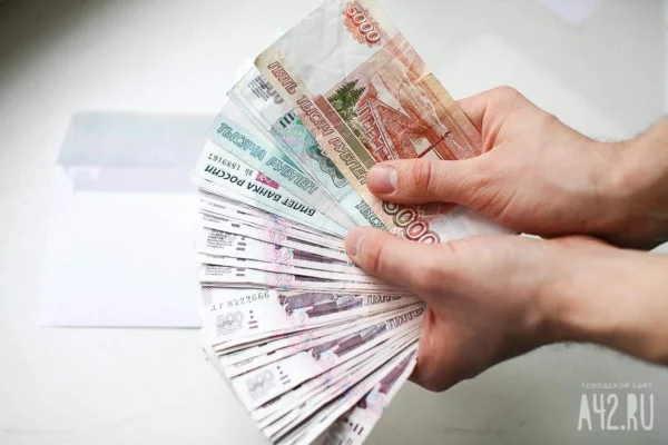 У 31 жителя Кузбасса мошенники украли почти 6 млн рублей