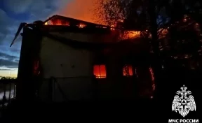 В Новокузнецке сгорело здание евангельской церкви