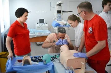 Фото: Сотрудники центра медицины катастроф прошли мастер-классы на симуляционном оборудовании Кемеровского медицинского университета 1