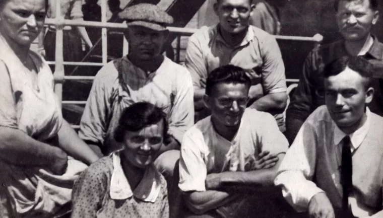 Колонисты на палубе