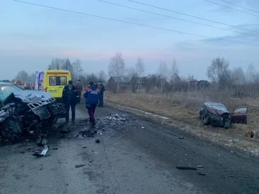 Фото: «Лобовое столкновение»: ГИБДД раскрыла детали жёсткого ДТП с пострадавшими в Кузбассе 1