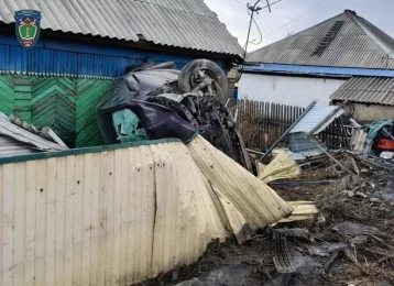 Фото: В Кузбассе прокуратура начала проверку после смертельного ДТП, в котором погибли женщина и младенец 1