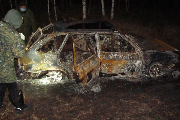 Россиянин вместе с друзьями избил отца и заживо сжёг его в автомобиле