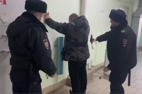 Под Новосибирском сотрудники почты подожгли автомобиль, чтобы скрыть хищение более 9,8 млн рублей