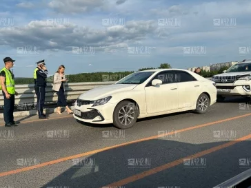 Фото: В Кемерове из-за ДТП на Кузбасском мосту образовалась пробка 2