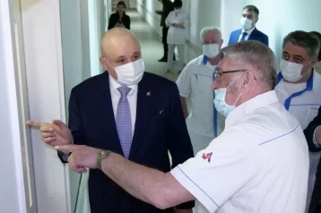 Фото: Губернатор Кузбасса поручил ускорить запуск пятой лаборатории для тестирования на коронавирус 1