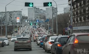 «Капремонт продолжается»: в Кемерове вновь частично перекроют Университетский мост