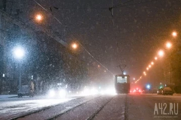 Фото: Кузбассовцев предупредили о метелях и снежных заносах на дорогах 1