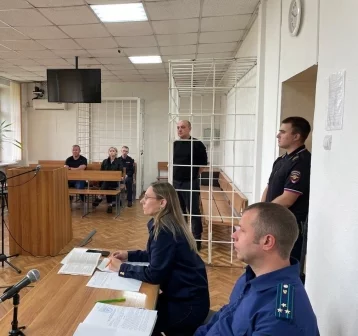 Фото: В Кузбассе суд продлил арест фигуранту резонансного дела о ремонте ДК за 110 млн рублей 1
