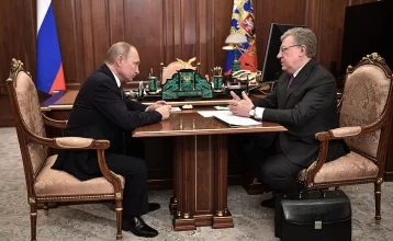 Фото: В Кремле рассказали о контактах Путина с Кудриным, заразившимся COVID-19 1