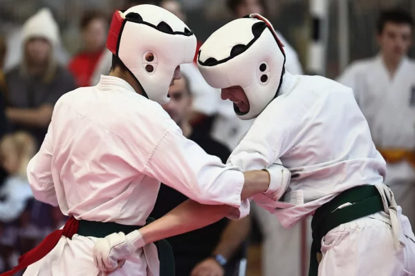 «СУЭК-Кузбасс» поддержала юных спортсменов на фестивале по киокусинкай карате