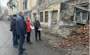 В Новокузнецке обрушился аварийный дом на улице Челюскина