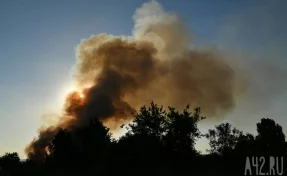 Кузбассовцы сообщили о пожаре на территории шахты