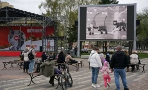 На бульваре Строителей в Кемерове проходит Единый кинодень