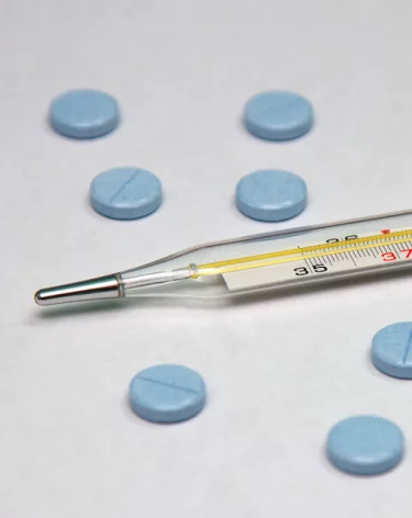 В Кузбассе почти 2 000 детей перевели на дистант из-за ОРВИ