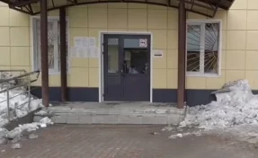 Кузбасская больница разделила потоки больных