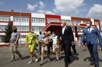Фото: В Прокопьевске после капремонта открыли самую большую школу в городе 1