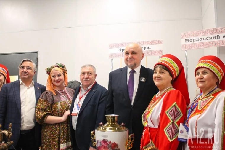 Фото: Россия — одна большая семья: в Кузбассе прошёл Всесибирский форум национального единства 3