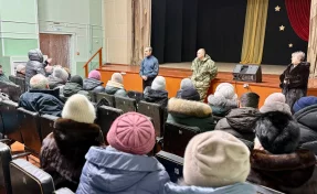 Власти Анжеро-Судженска встретились с жителями замерзающего посёлка Рудничный